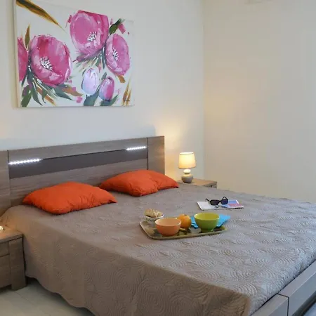 Apartment Spacieux 3 Pieces Avec Terrasse, Piscine Et Garage, A 2 Pas De La - Raphael - Fr-1-226a-274 Saint-Raphaël