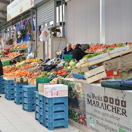 Apartment Spacieux 3 Pieces Avec Terrasse, Piscine Et Garage, A 2 Pas De La - Raphael - Fr-1-226a-274 *